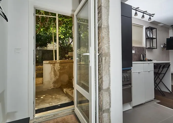 Aspidistra Shadow Apartment Dubrovnik